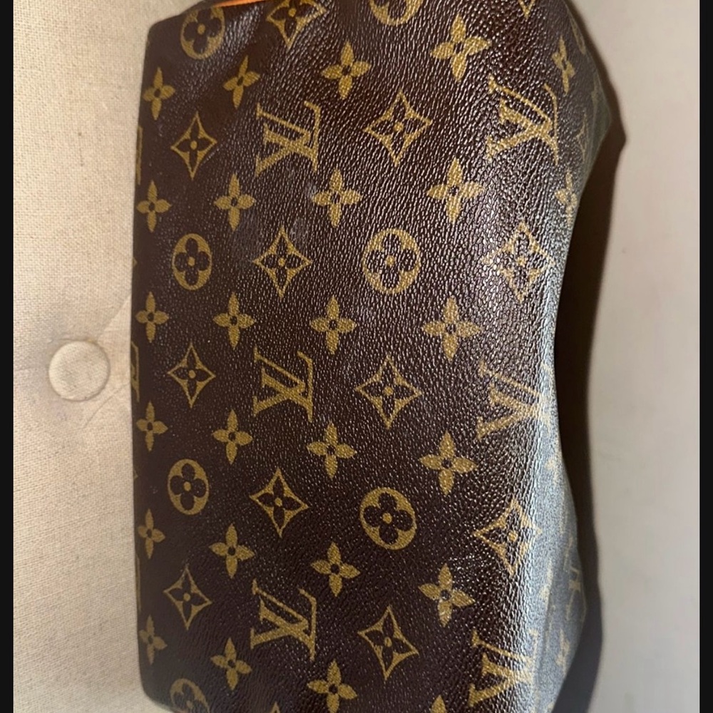 Louis Vuitton Monogram Speedy 25 - Picture 6 of 11